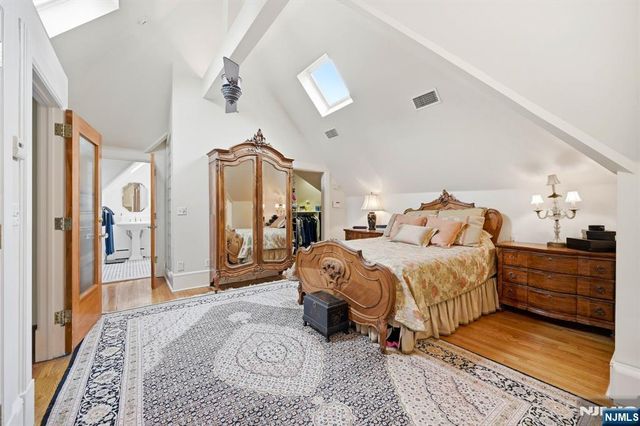 283 Highwood, Ridgewood, NJ 07450