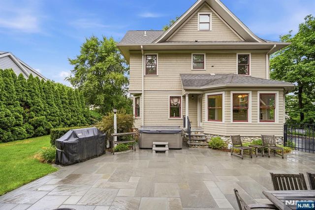 283 Highwood, Ridgewood, NJ 07450
