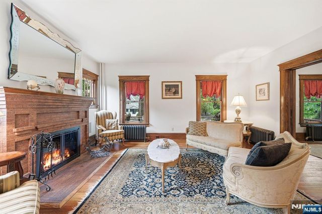 283 Highwood, Ridgewood, NJ 07450