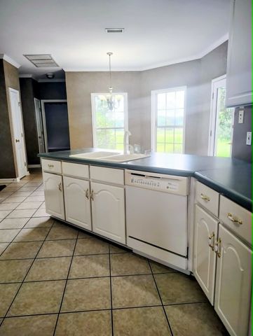 1741 Eddins Road, Dothan, AL 36301