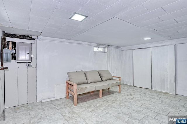 31-07 Morlot Avenue, Fair Lawn, NJ 07410