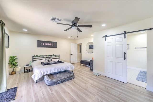 4411 Paseo El Rio Drive, Las Vegas, NV 89121
