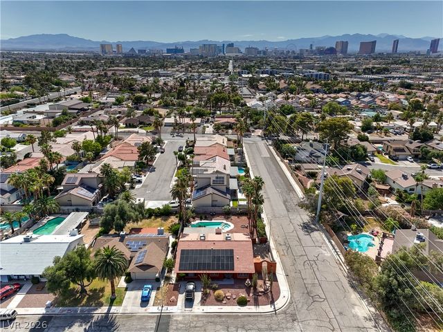 4411 Paseo El Rio Drive, Las Vegas, NV 89121