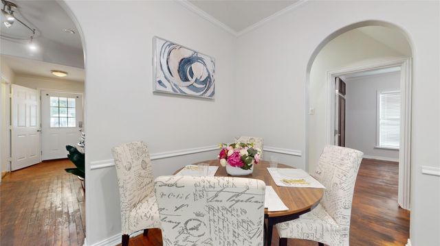 101 Eastgate Street, Houston, TX 77012