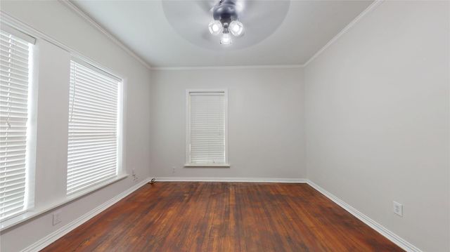 101 Eastgate Street, Houston, TX 77012