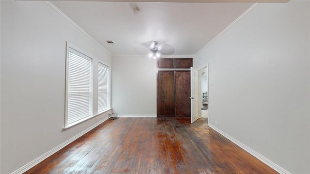 101 Eastgate Street, Houston, TX 77012