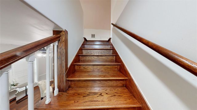 101 Eastgate Street, Houston, TX 77012