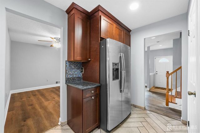 34 Sassafras Court, North Brunswick, NJ 08902