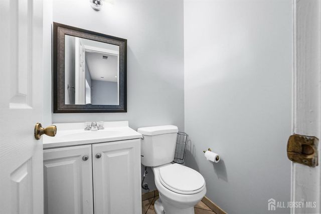 34 Sassafras Court, North Brunswick, NJ 08902