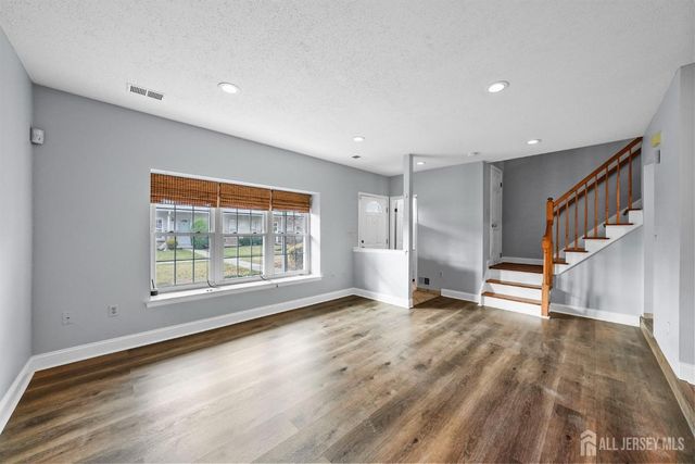 34 Sassafras Court, North Brunswick, NJ 08902