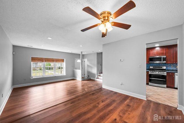 34 Sassafras Court, North Brunswick, NJ 08902