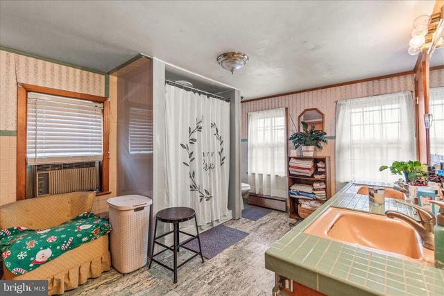 4859 GLENVILLE RD, Glen Rock, PA 17327