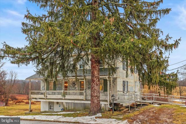 4859 GLENVILLE RD, Glen Rock, PA 17327