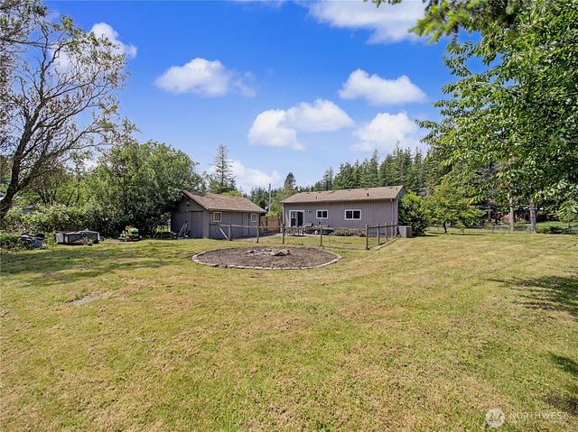 35314 312th Way SE, Enumclaw, WA 98022
