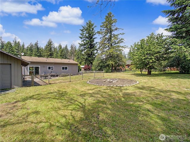 35314 312th Way SE, Enumclaw, WA 98022