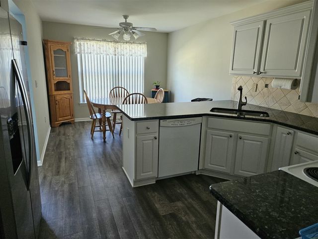 5620 Victory Circle, Sterling Heights, MI 48310