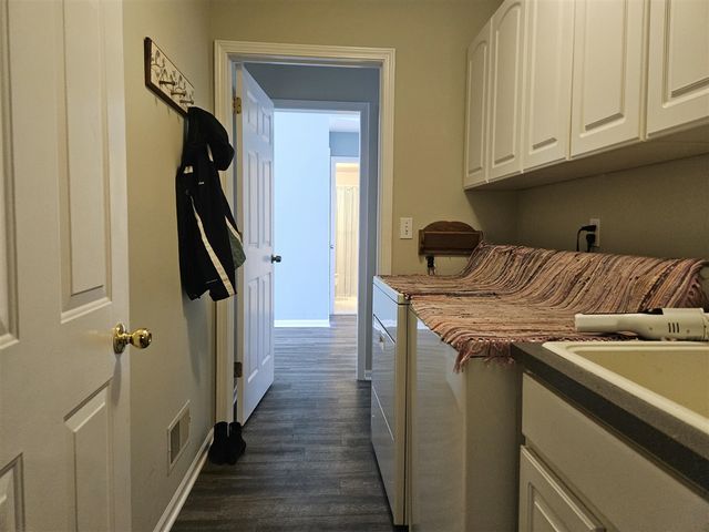 5620 Victory Circle, Sterling Heights, MI 48310