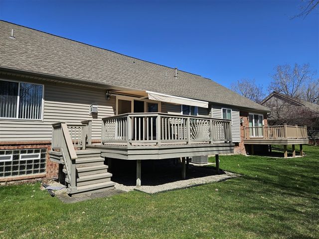 5620 Victory Circle, Sterling Heights, MI 48310