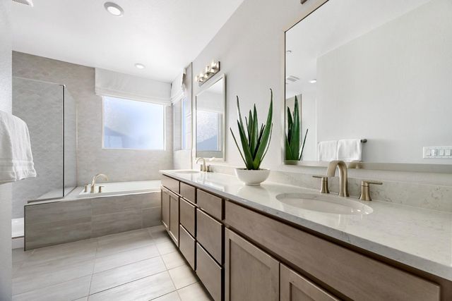 11955 Roquefort Way, Rancho Cordova, CA 95742