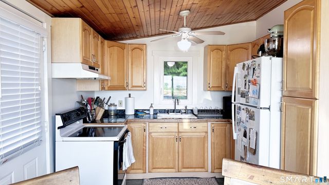 2 Scofield Place, Westport, CT 06880
