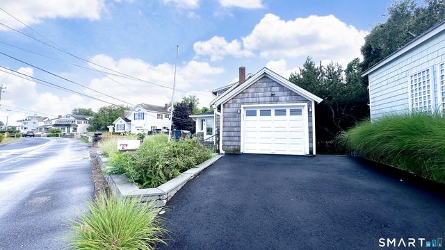 2 Scofield Place, Westport, CT 06880