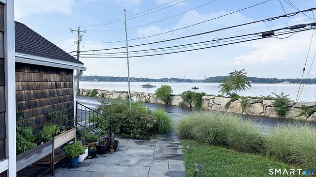 2 Scofield Place, Westport, CT 06880