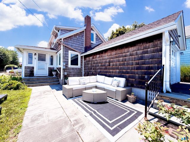 2 Scofield Place, Westport, CT 06880