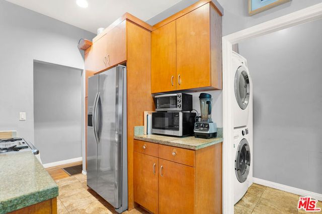 811 N Citrus Avenue, Los Angeles, CA 90038