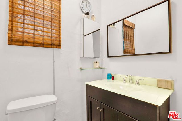 811 N Citrus Avenue, Los Angeles, CA 90038