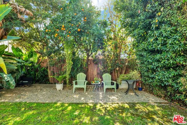 811 N Citrus Avenue, Los Angeles, CA 90038