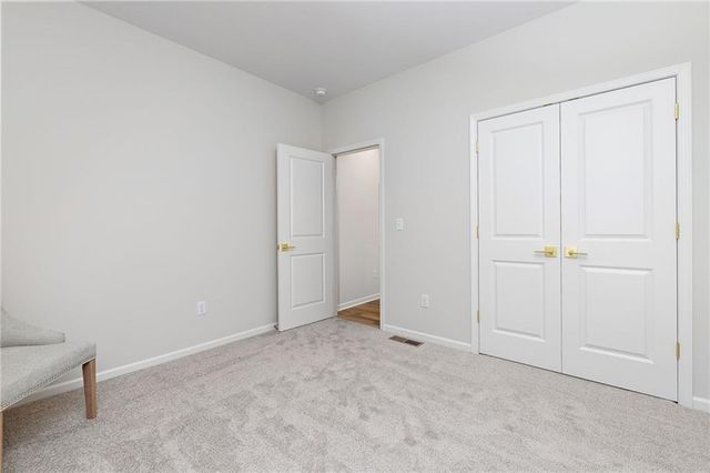 17478 W 169th Terrace, Olathe, KS 66062