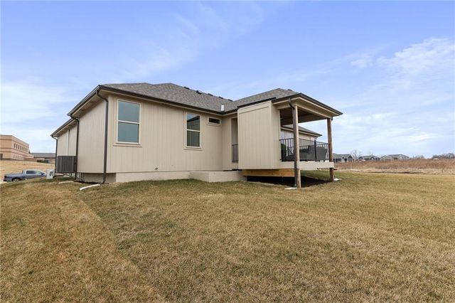 17478 W 169th Terrace, Olathe, KS 66062