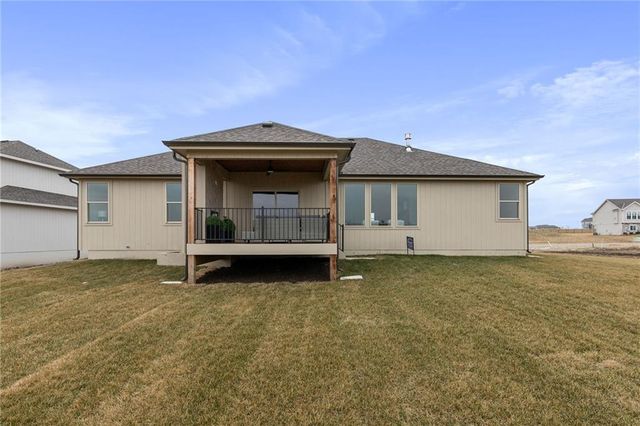 17478 W 169th Terrace, Olathe, KS 66062