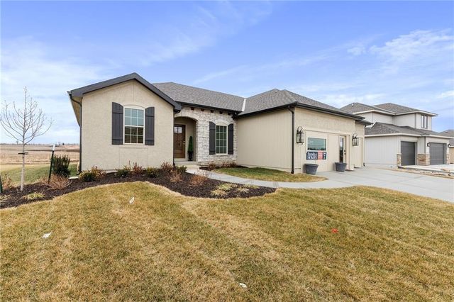 17478 W 169th Terrace, Olathe, KS 66062