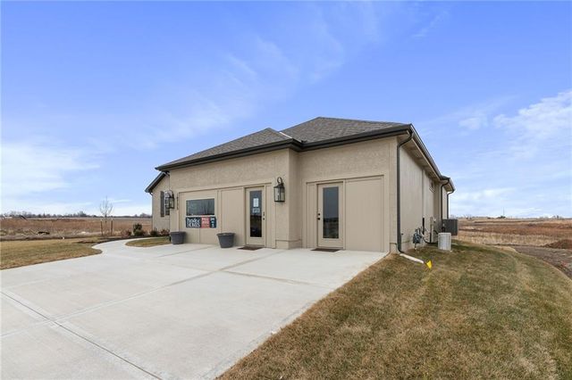 17478 W 169th Terrace, Olathe, KS 66062