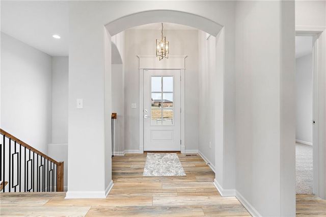 17478 W 169th Terrace, Olathe, KS 66062