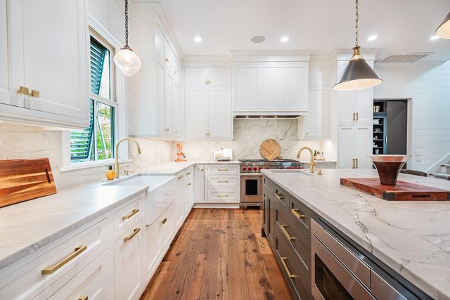 407 Royall Avenue, Mount Pleasant, SC 29464