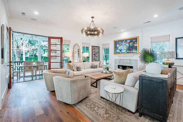 407 Royall Avenue, Mount Pleasant, SC 29464