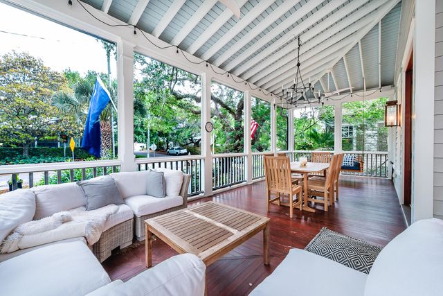407 Royall Avenue, Mount Pleasant, SC 29464