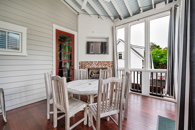 407 Royall Avenue, Mount Pleasant, SC 29464