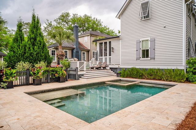 407 Royall Avenue, Mount Pleasant, SC 29464