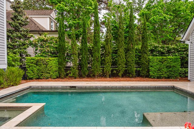 407 Royall Avenue, Mount Pleasant, SC 29464
