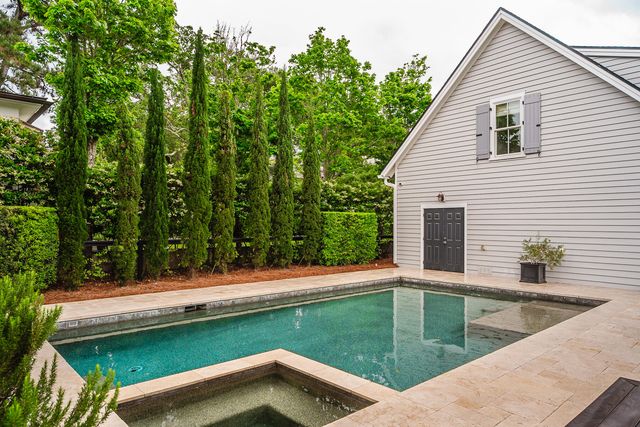 407 Royall Avenue, Mount Pleasant, SC 29464