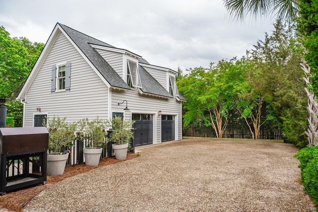 407 Royall Avenue, Mount Pleasant, SC 29464
