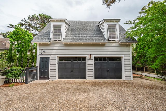 407 Royall Avenue, Mount Pleasant, SC 29464