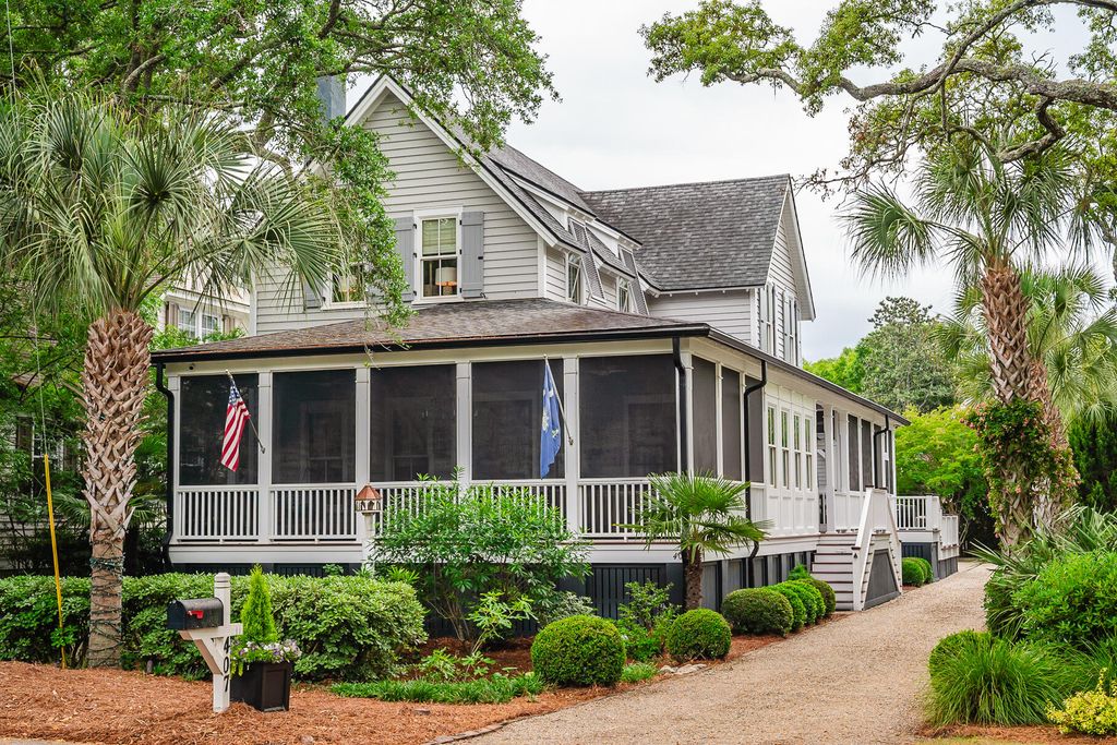 407 Royall Avenue, Mount Pleasant, SC 29464