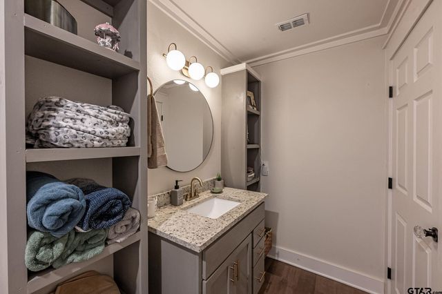 22391 County Road 2166, Troup, TX 75789