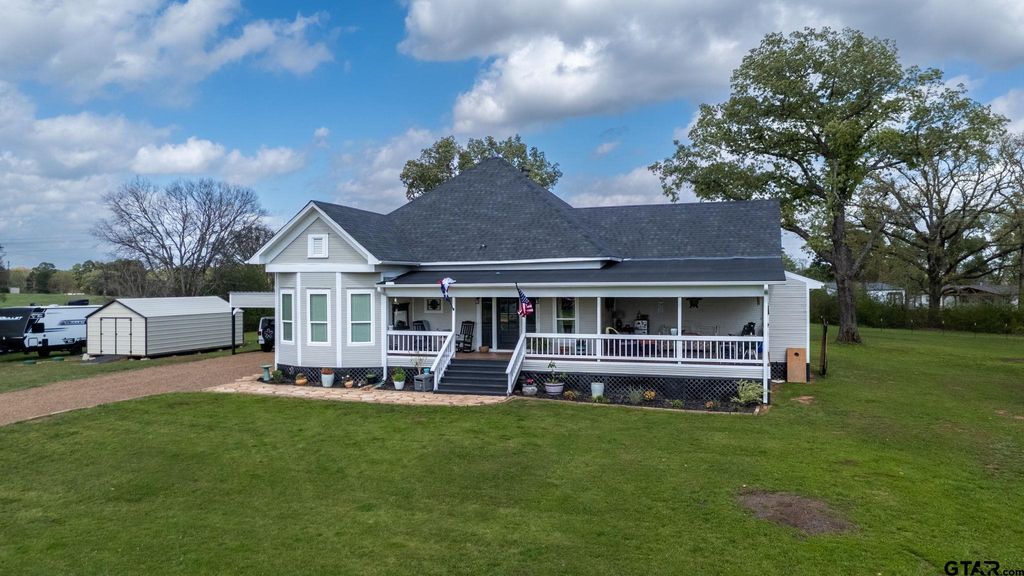 22391 County Road 2166, Troup, TX 75789