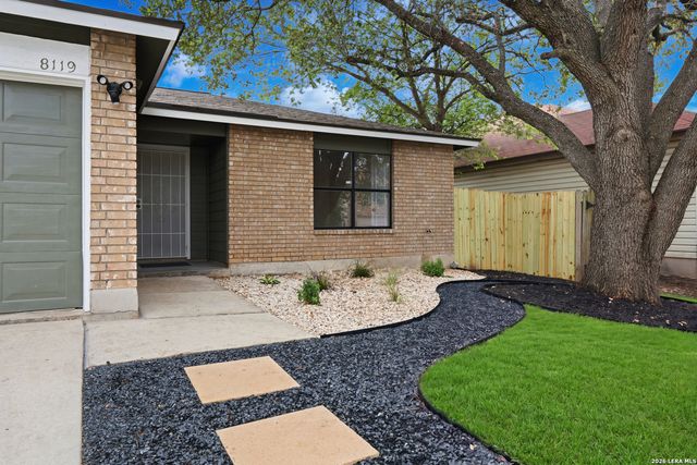 8119 Bent Meadow, Converse, TX 78109