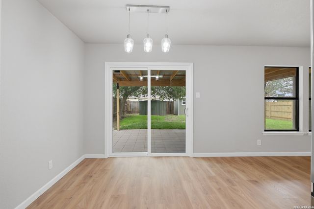 8119 Bent Meadow, Converse, TX 78109